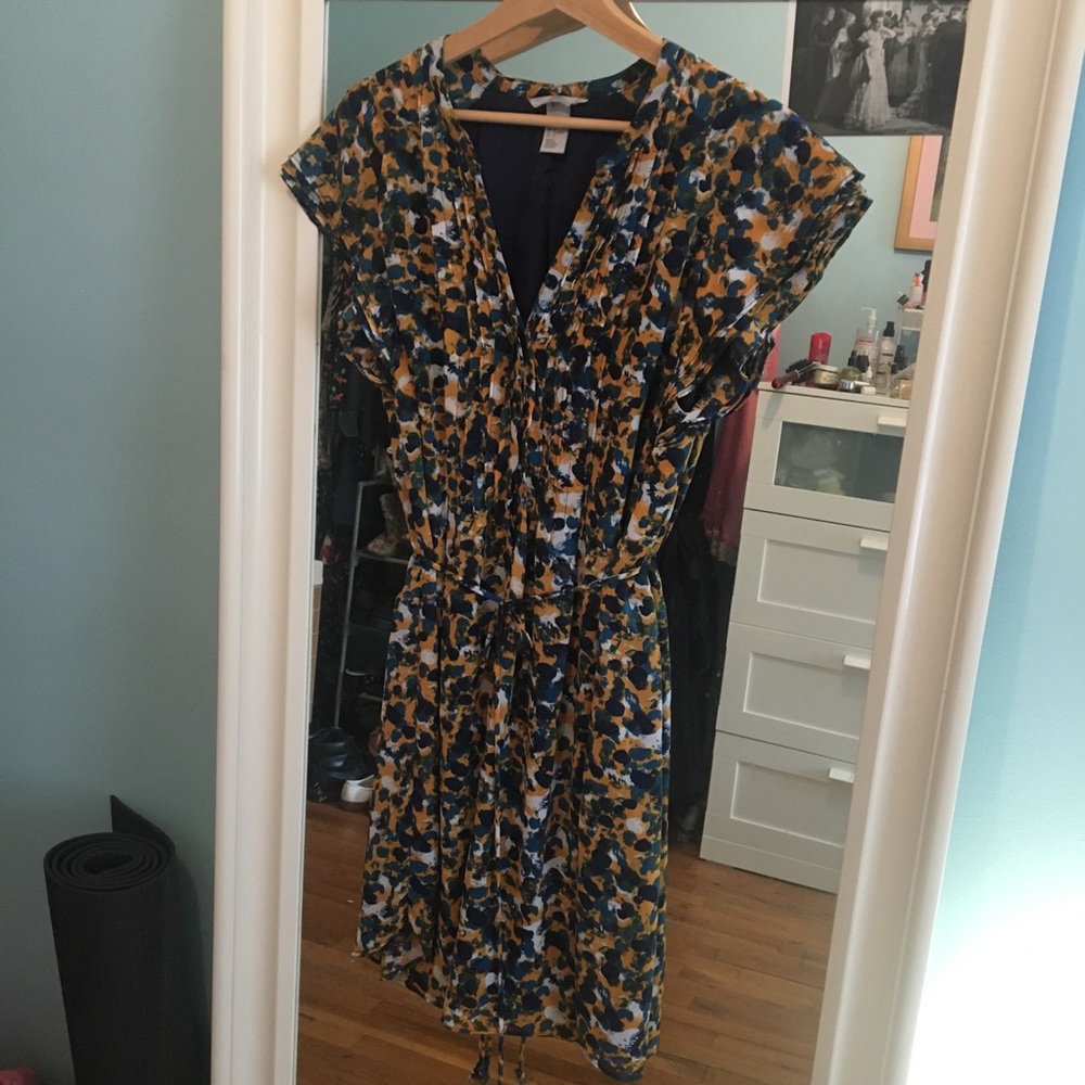 H&M Cap sleeve chiffon dress